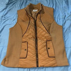 Women’s Bass puffer vest !